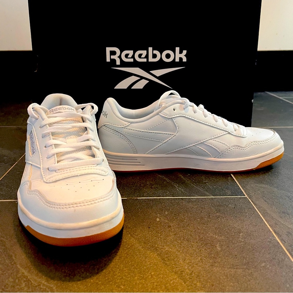 Reebok Court Advance Women’s Vintage-Inspired White Sneakers, Size 8 (Like New!)